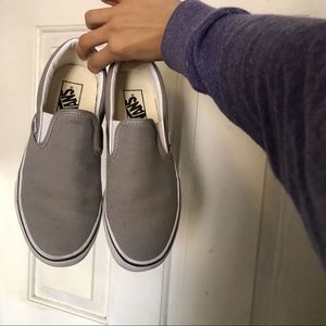 Women’s Vans Slip ons 👟
